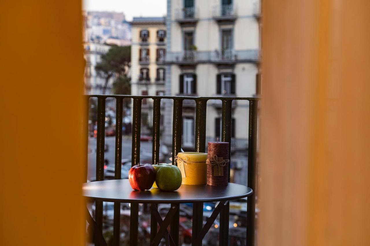 ナポリ Le Stanze Del Barone Bed & Breakfast エクステリア 写真